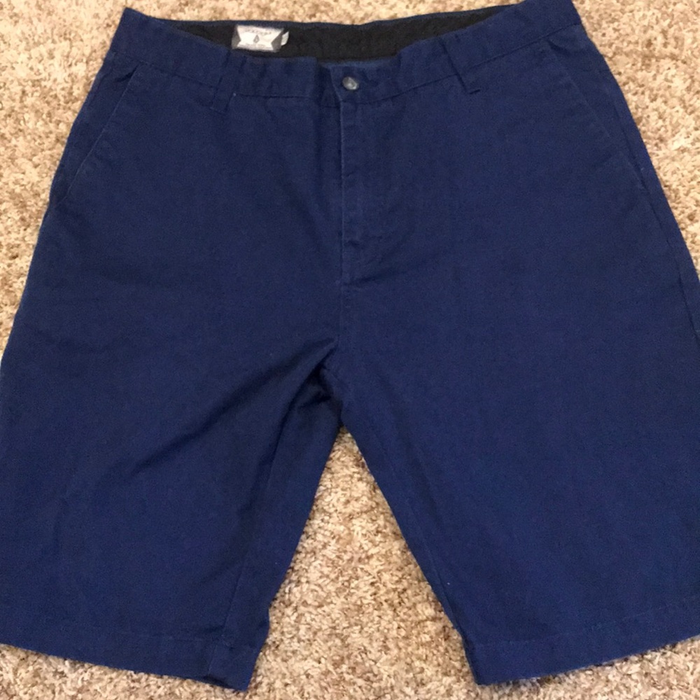 Volcom Shorts Size 33